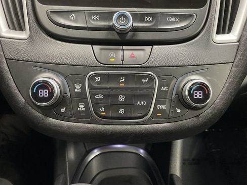 Used 2024 Chevrolet Malibu LT FWD image 19