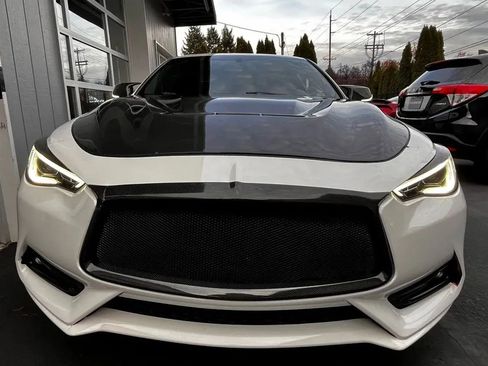Used 2018 INFINITI Q60 3.0t Luxe image 6