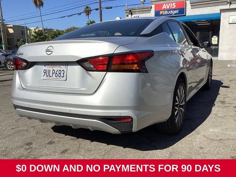 Used 2025 Nissan Altima 2.5 SV FWD image 4