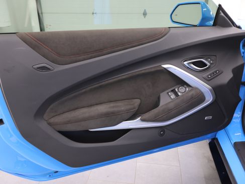 Used 2023 Chevrolet Camaro ZL1 image 35