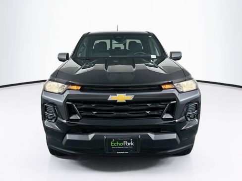 Used 2024 Chevrolet Colorado LT w/ LT Convenience Package II RWD image 2