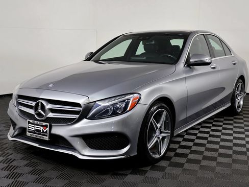 Used 2016 Mercedes-Benz C 300 4MATIC Sedan image 3