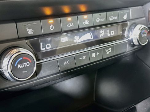 Used 2019 MAZDA CX-9 Touring w/ Touring Premium Package FWD image 24