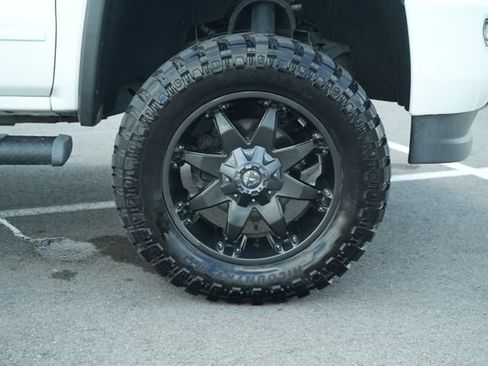 Used 2018 GMC Sierra 1500 SLT w/ All Terrain Package AWD/4WD image 47