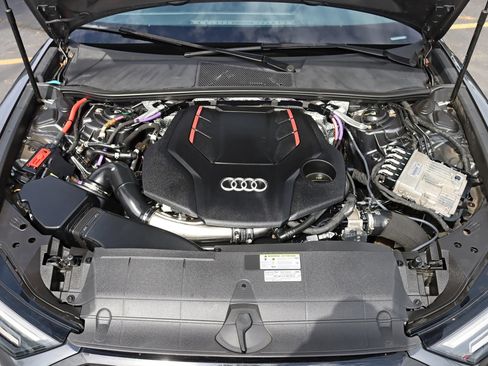 Used 2021 Audi S6 Premium Plus w/ S6 Executive Package AWD/4WD image 40