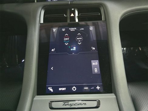 Used 2023 Porsche Taycan image 19