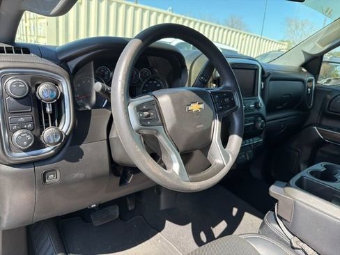 Used 2020 Chevrolet Silverado 1500 LT image 9