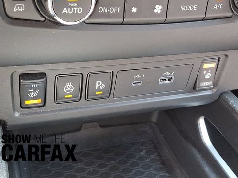 Used 2022 Nissan Frontier SV AWD/4WD image 24