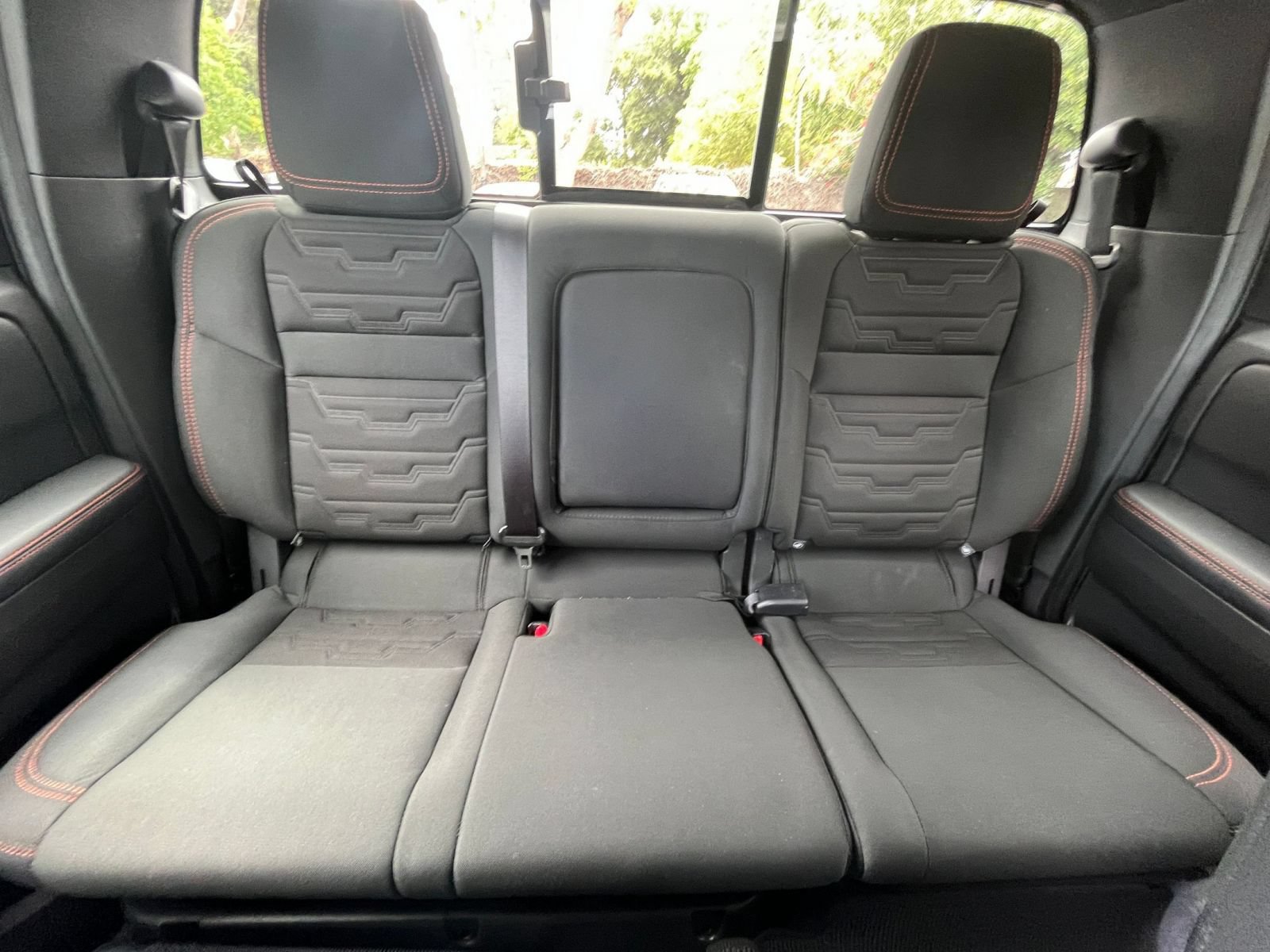 Used 2026 Nissan Frontier PRO-4X AWD/4WD image 37