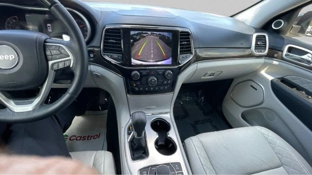 Used 2020 Jeep Grand Cherokee Summit AWD/4WD image 16