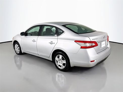 Used 2014 Nissan Sentra SV image 3