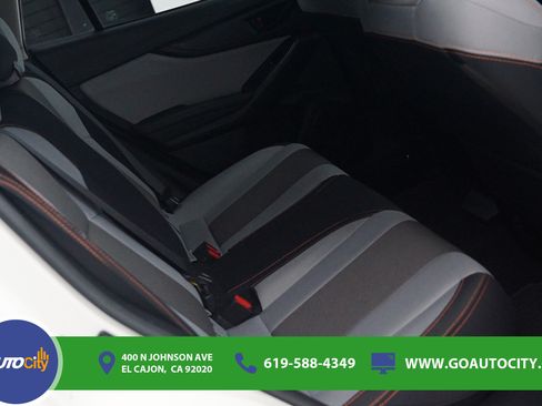 Used 2020 Subaru Crosstrek 2.0i Premium w/ Moonroof Package 1 AWD/4WD image 13