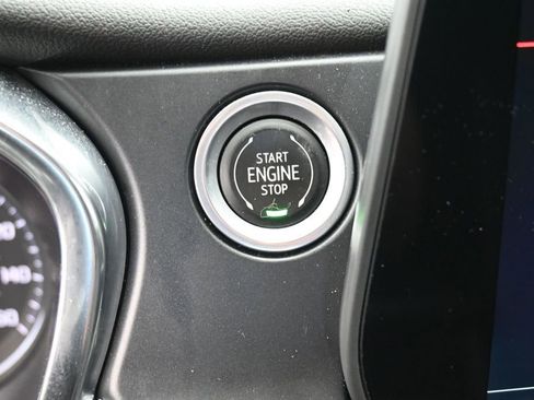 Used 2023 Chevrolet Blazer LT FWD image 32