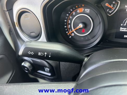 Used 2025 Jeep Wrangler Sport AWD/4WD image 12