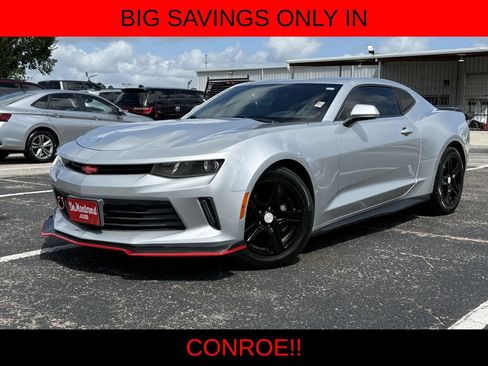 Used 2017 Chevrolet Camaro LT RWD image 1