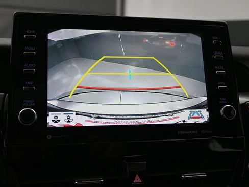 Used 2022 Toyota Camry SE image 13