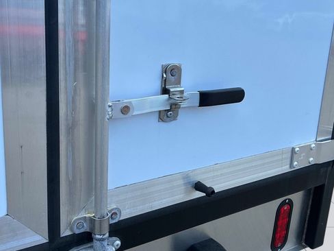 Used 2024 Ford E-350 and Econoline 350 Super Duty w/ Power Windows & Locks Group RWD image 18