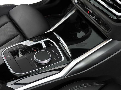 Certified 2023 BMW 330i Sedan w/ Driving Assistance Package RWD image 15