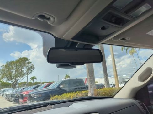 Used 2019 RAM 1500 Big Horn image 11