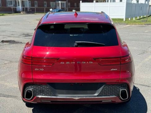 Used 2023 Genesis GV70 2.5T w/ Select Package AWD/4WD image 6