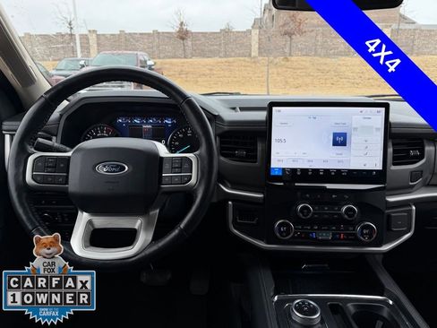 Used 2024 Ford Expedition XLT image 8