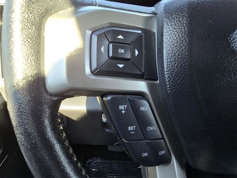 Used 2020 Ford F250 Lariat w/ Lariat Value Package image 19