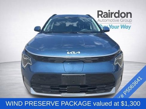 Used 2023 Kia Niro Wind w/ Wind Preserve Package FWD image 2