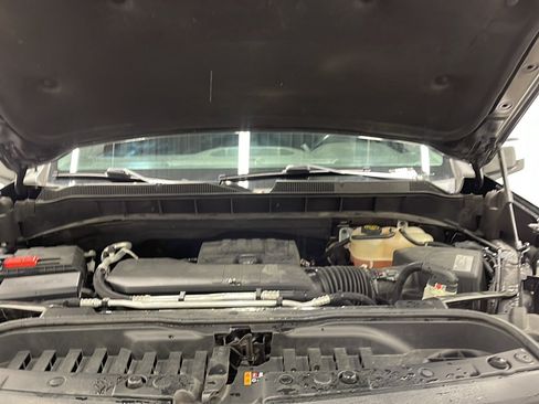 Used 2021 Chevrolet Silverado 1500 LT AWD/4WD image 23