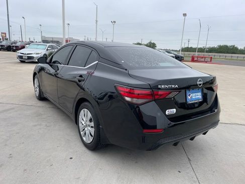 Certified 2024 Nissan Sentra S FWD image 3