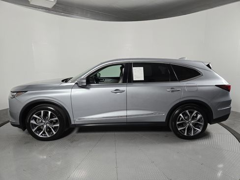 Used 2023 Acura MDX FWD w/ Technology Package image 7