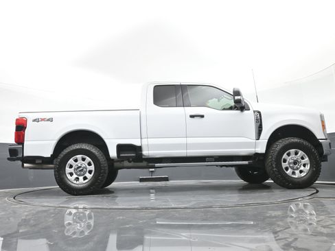 Used 2023 Ford F250 XLT w/ 360-Degree Camera Package image 43