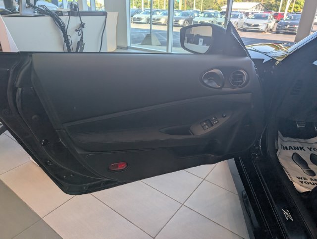 New 2027 Nissan Z Performance RWD image 12