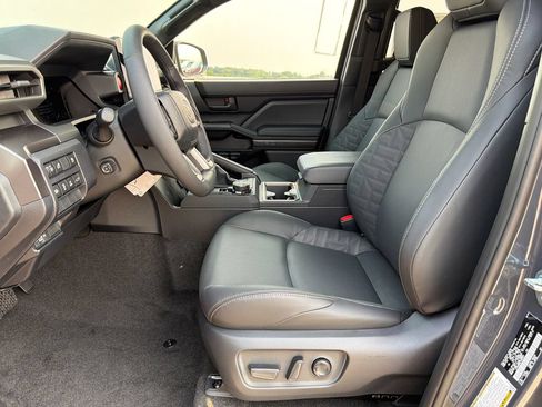New 2026 Toyota 4Runner TRD Off-Road Premium AWD/4WD image 22