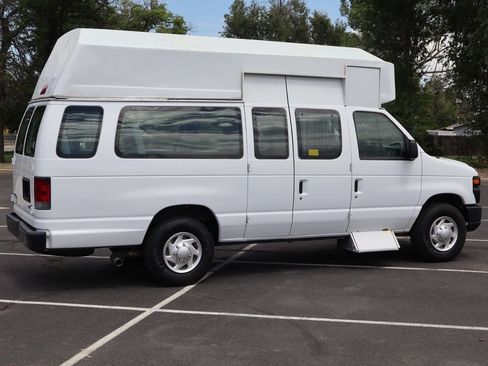 Used 2012 Ford E-350 and Econoline 350 Extended Super Duty w/ PWR Group RWD image 4
