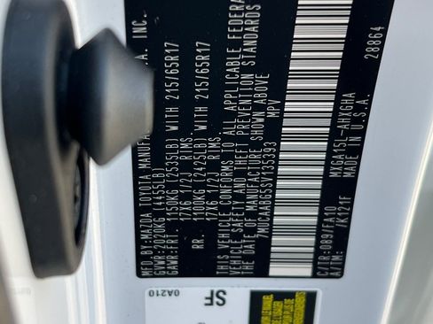 Certified 2025 Toyota Corolla Cross LE image 22