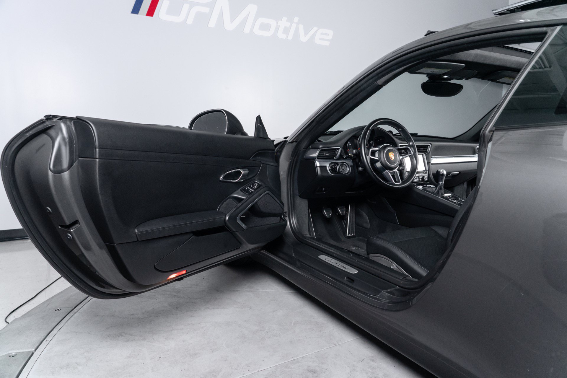 Used 2012 Porsche 911 Carrera RWD image 17