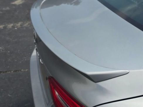 Used 2019 Toyota Camry SE FWD image 30