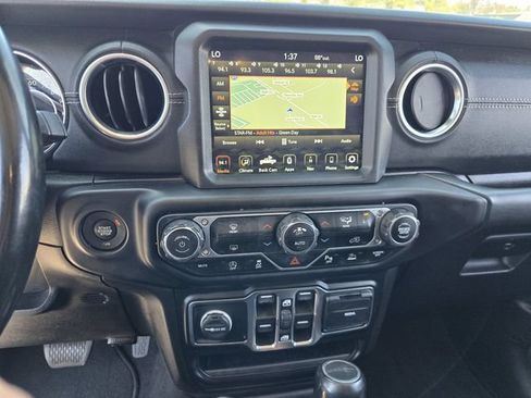 Used 2020 Jeep Gladiator Overland AWD/4WD image 20