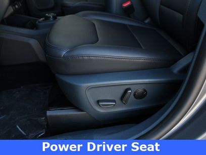 New 2025 Ford Maverick Lariat w/ Black Appearance Package