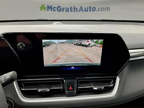 Used 2025 Chevrolet TrailBlazer LT FWD image 17