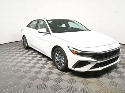 Used 2024 Hyundai Elantra SEL