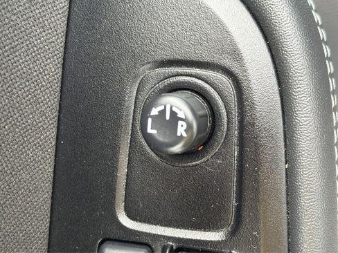 Used 2019 Subaru Outback 2.5i Premium image 39