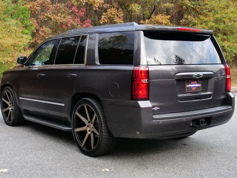 Used 2018 Chevrolet Tahoe LT image 19