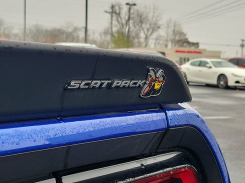 Used 2021 Dodge Challenger R/T Scat Pack image 9