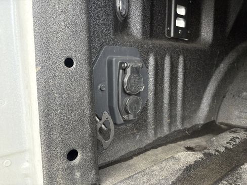 Used 2024 Ford F350 Limited w/ FX4 Off-Road Package image 10