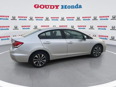 Used 2015 Honda Civic EX image 9