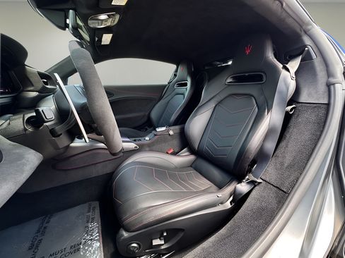 Used 2022 Maserati MC20 Coupe RWD image 7