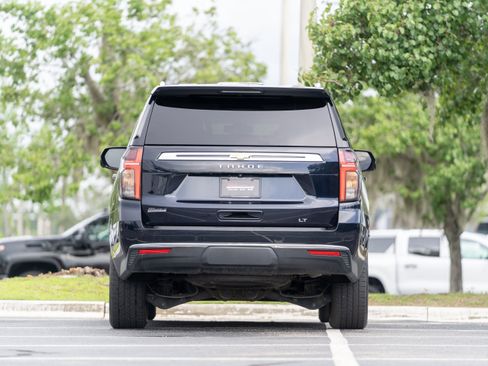 Used 2022 Chevrolet Tahoe LT w/ Luxury Package AWD/4WD image 43