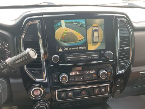Used 2021 Nissan Titan Platinum Reserve w/ Moonroof Package AWD/4WD image 21
