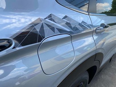 New 2025 Mitsubishi Outlander Trail Edition